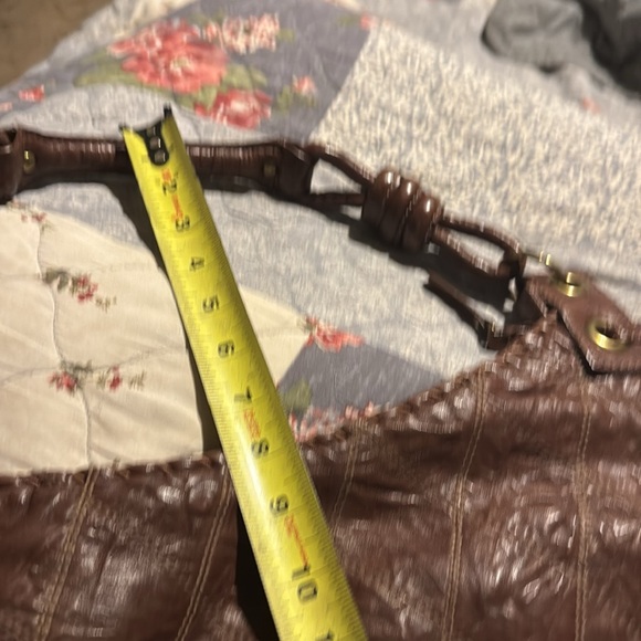 Isabella Fiore Brown Leather Quilted Shoulder Bag Many Pockets Mint Condition - Picture 11 of 11